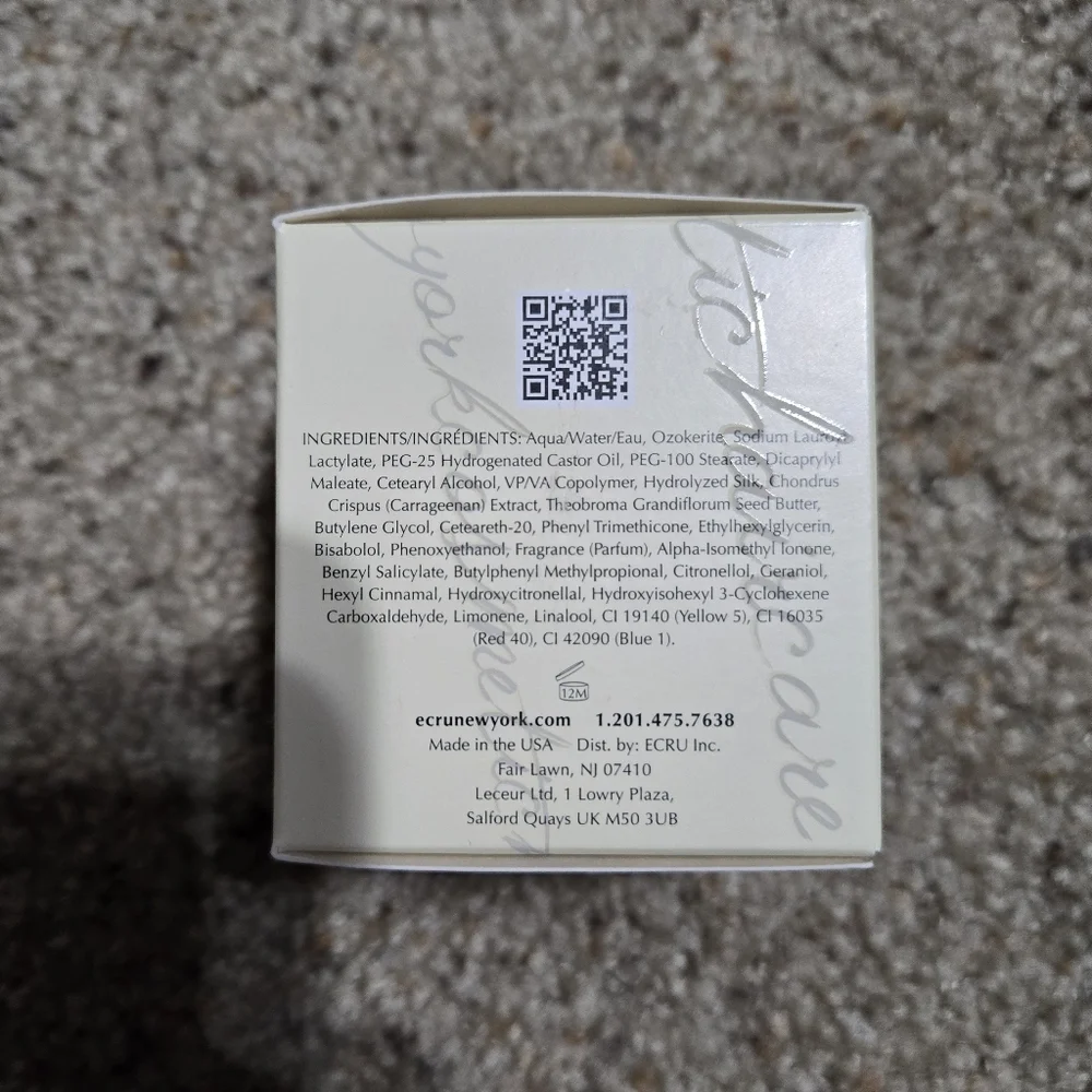 NIB Ecru New York Silk Texturizing Balm